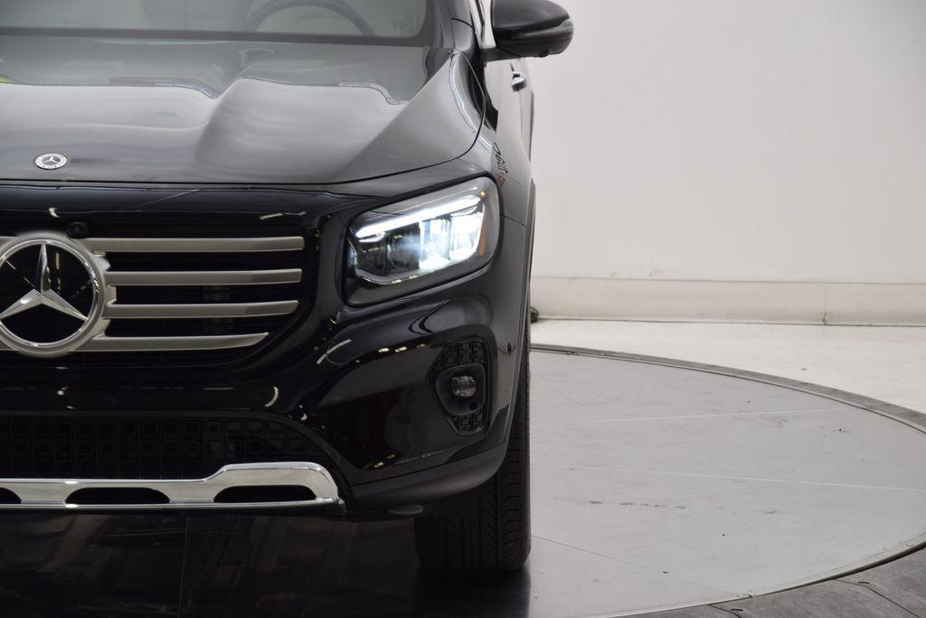 used 2026 Mercedes-Benz GLB 250 car, priced at $43,997