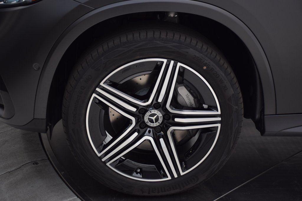 new 2026 Mercedes-Benz GLC 300 car, priced at $61,120