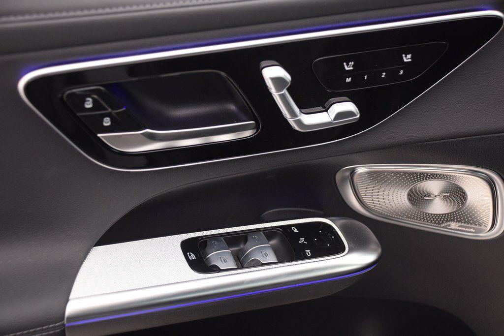 new 2026 Mercedes-Benz GLC 300 car, priced at $60,250