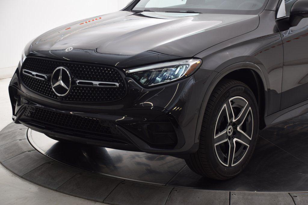 new 2026 Mercedes-Benz GLC 300 car, priced at $60,250