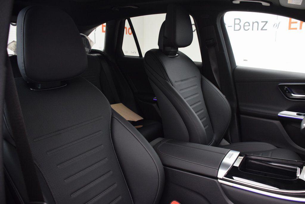 new 2026 Mercedes-Benz GLC 300 car, priced at $60,250