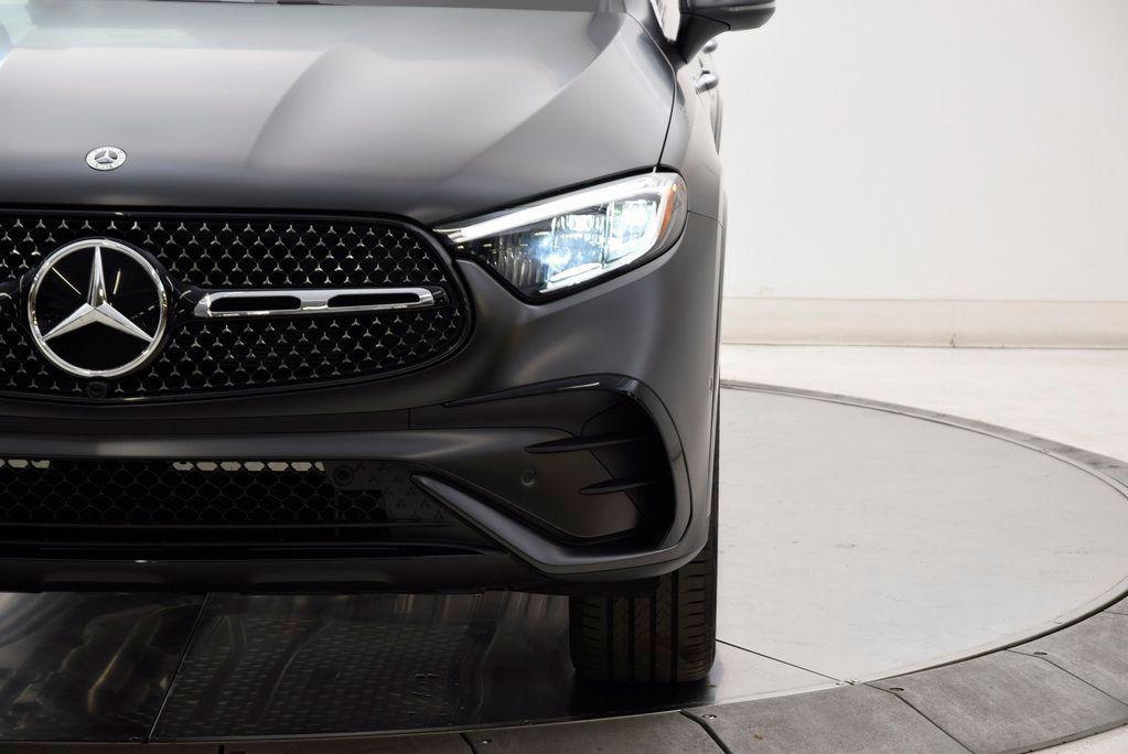 new 2026 Mercedes-Benz GLC 300 car, priced at $60,150
