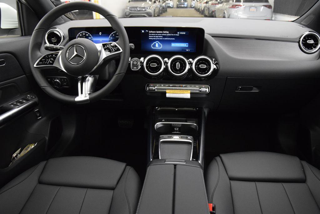 new 2026 Mercedes-Benz GLA 250 car, priced at $45,565