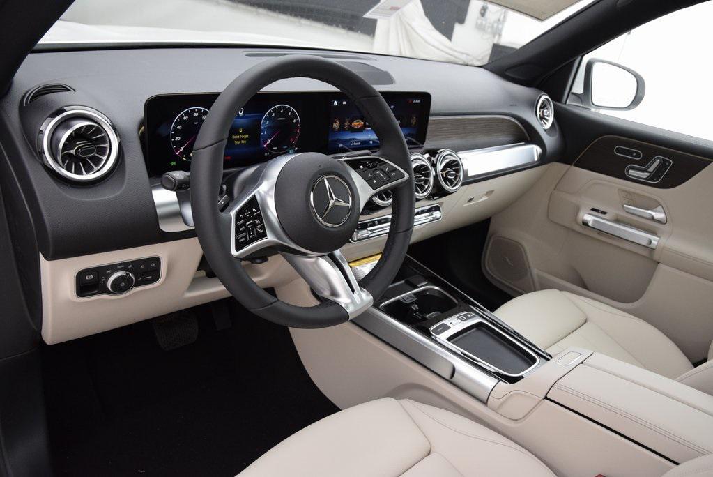 new 2026 Mercedes-Benz GLB 250 car, priced at $49,915