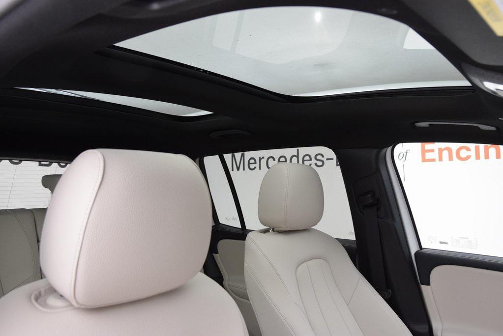 new 2026 Mercedes-Benz GLB 250 car, priced at $49,915