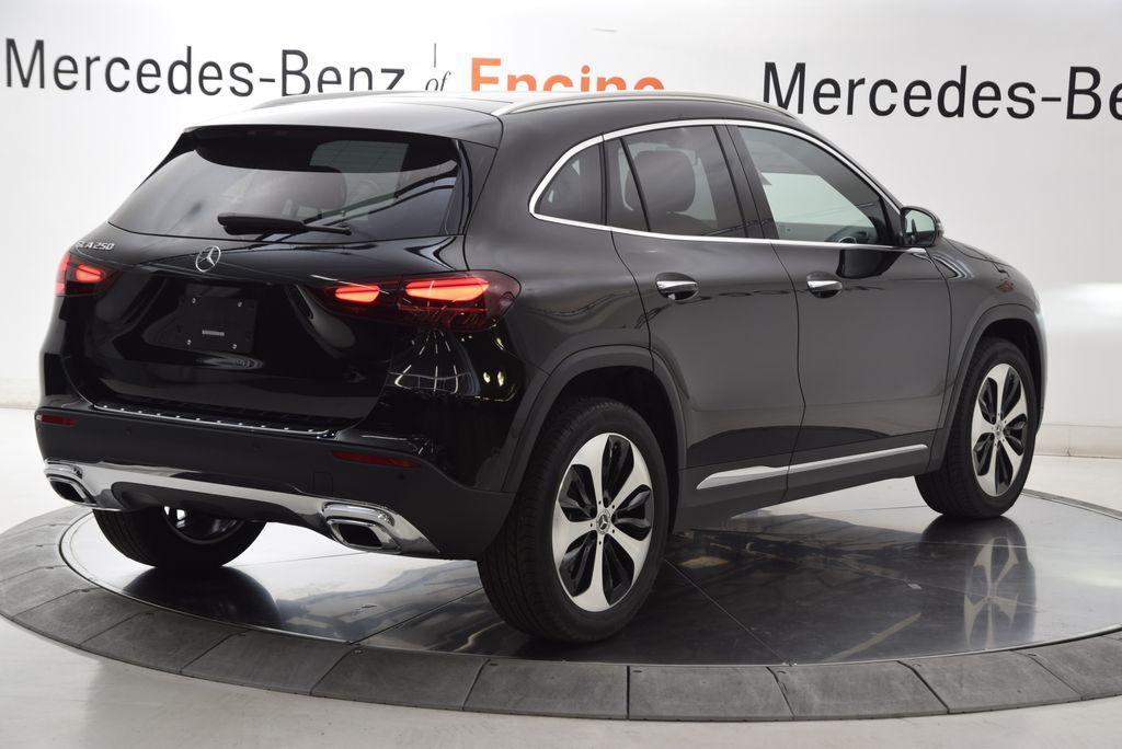 new 2026 Mercedes-Benz GLA 250 car, priced at $45,740
