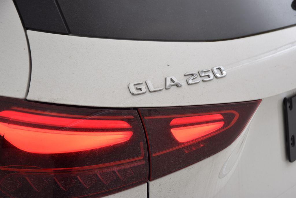 new 2025 Mercedes-Benz GLA 250 car, priced at $44,450