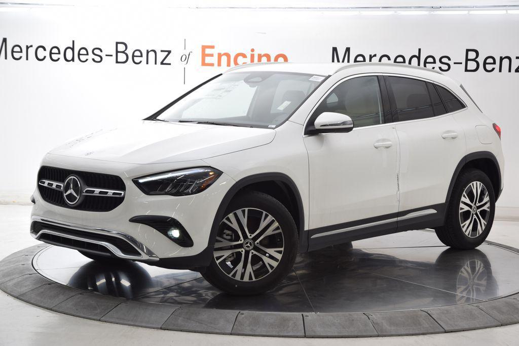 new 2025 Mercedes-Benz GLA 250 car, priced at $44,450