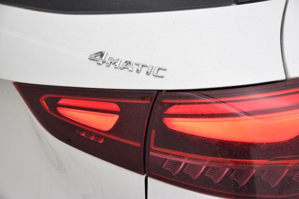 new 2025 Mercedes-Benz GLA 250 car, priced at $44,450