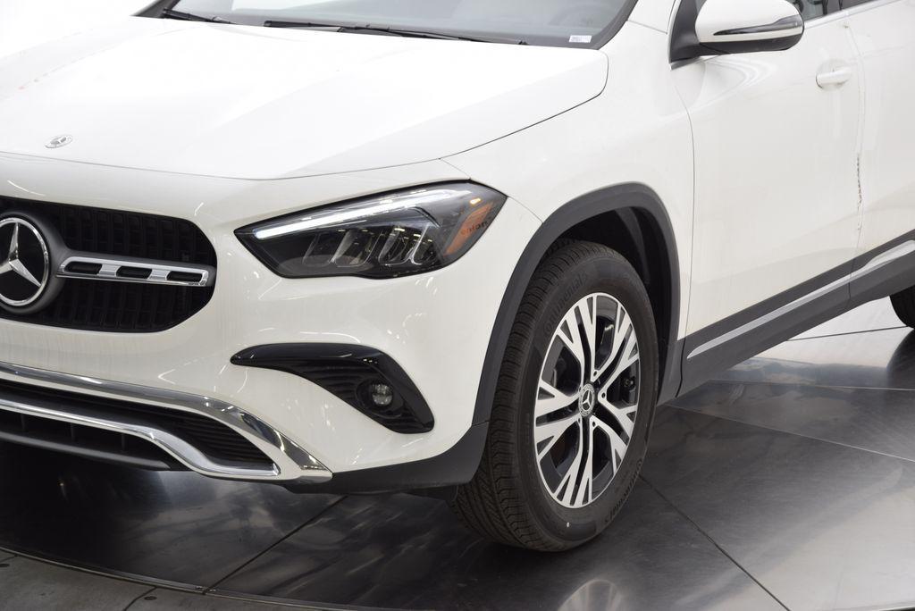 new 2025 Mercedes-Benz GLA 250 car, priced at $44,450