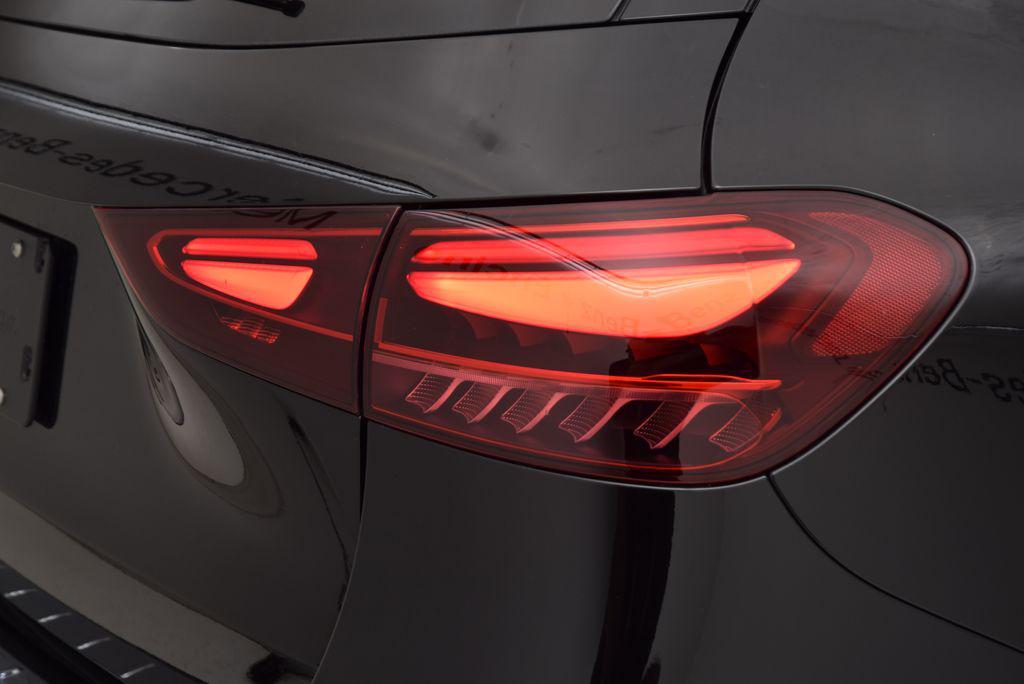 new 2026 Mercedes-Benz GLA 250 car, priced at $49,070