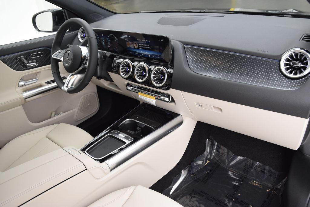 new 2026 Mercedes-Benz GLA 250 car, priced at $48,565