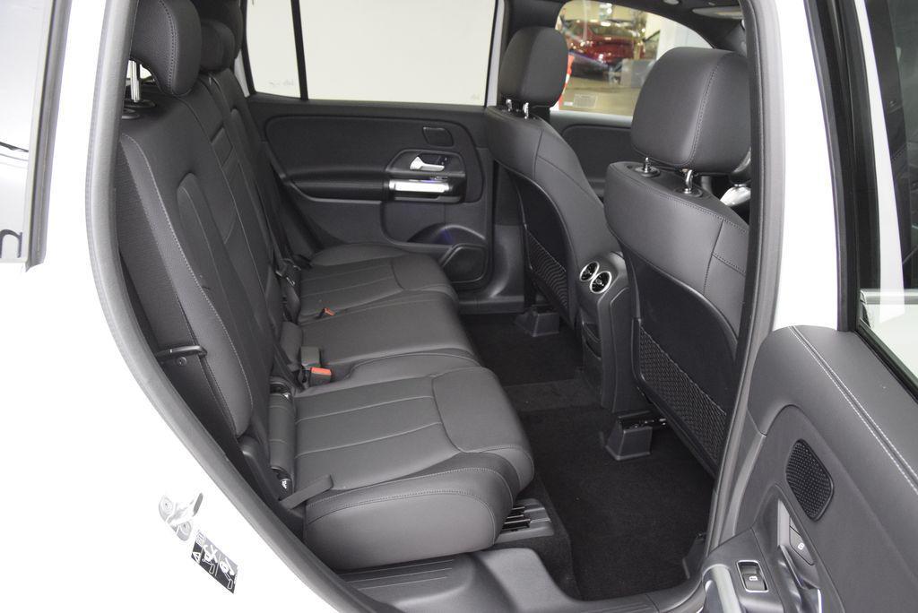 new 2026 Mercedes-Benz GLB 250 car, priced at $46,685
