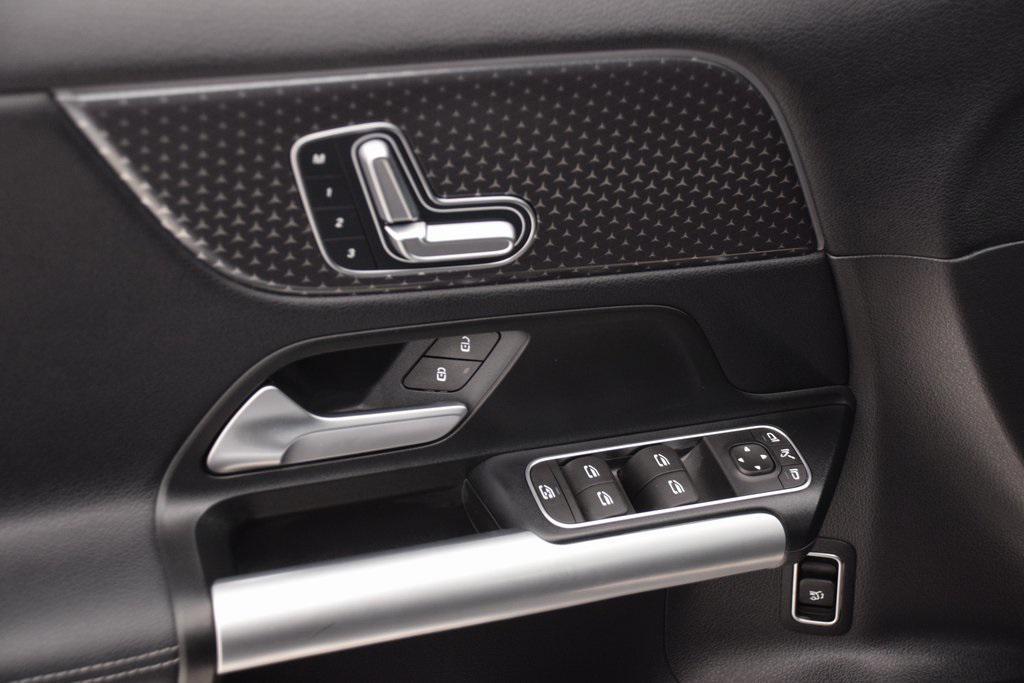 used 2025 Mercedes-Benz GLA 250 car, priced at $36,997