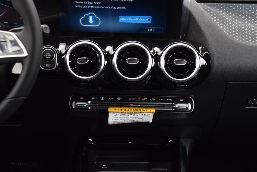 new 2026 Mercedes-Benz GLA 250 car, priced at $44,935