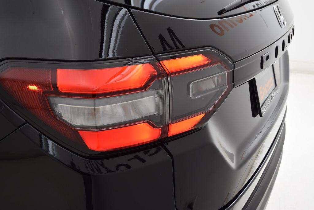 used 2024 Honda Pilot car, priced at $38,598