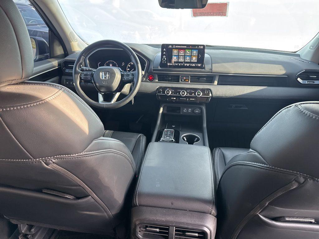 used 2024 Honda Pilot car, priced at $39,998