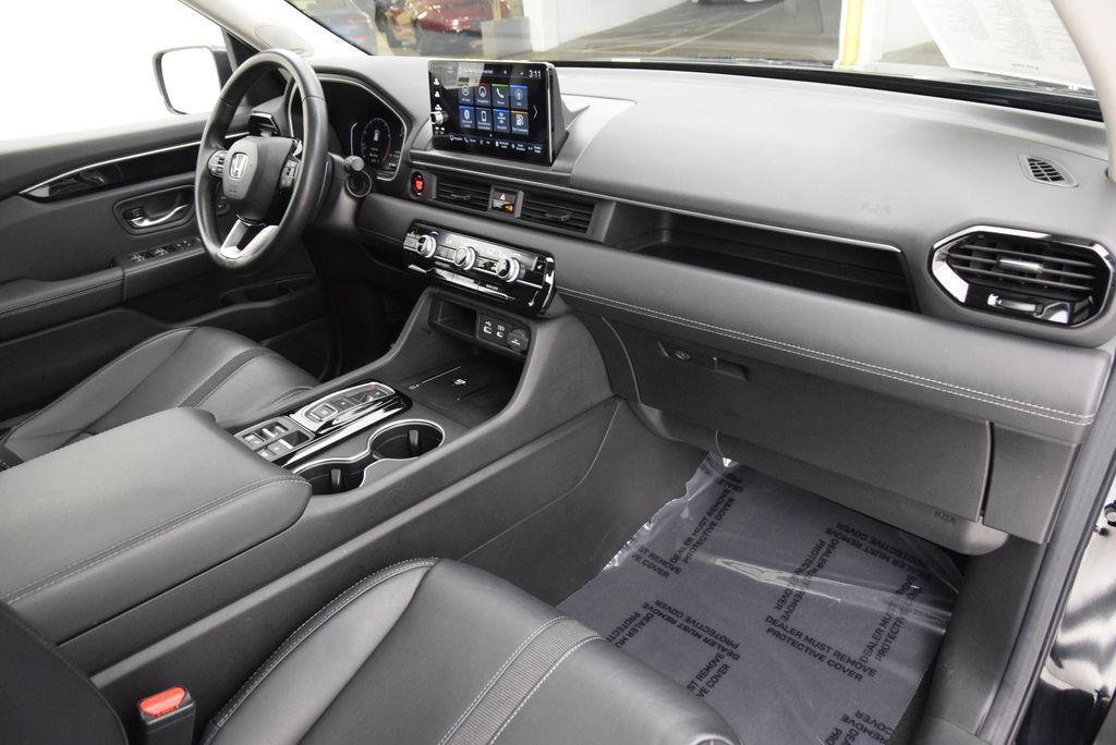 used 2024 Honda Pilot car, priced at $38,598