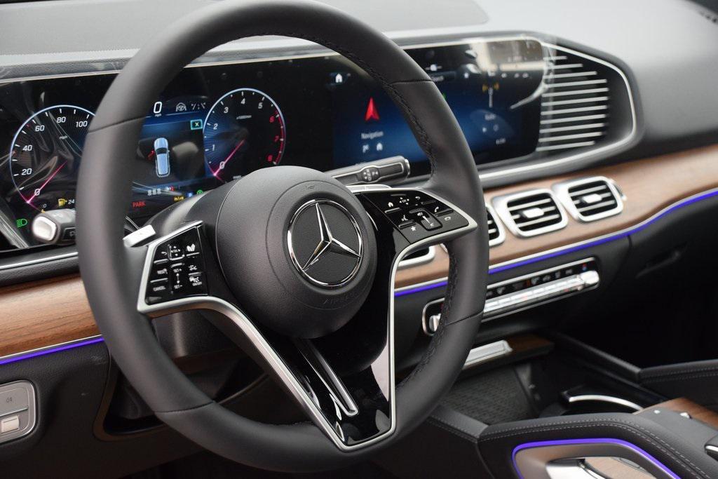 new 2025 Mercedes-Benz GLE 450 car, priced at $84,530