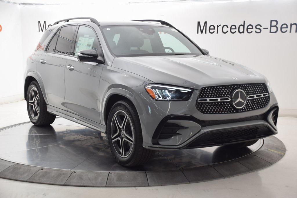 new 2025 Mercedes-Benz GLE 450 car, priced at $84,530