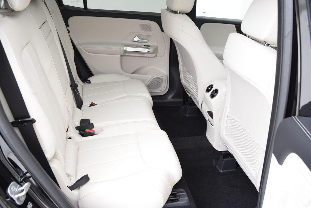 new 2026 Mercedes-Benz GLB 250 car, priced at $47,180