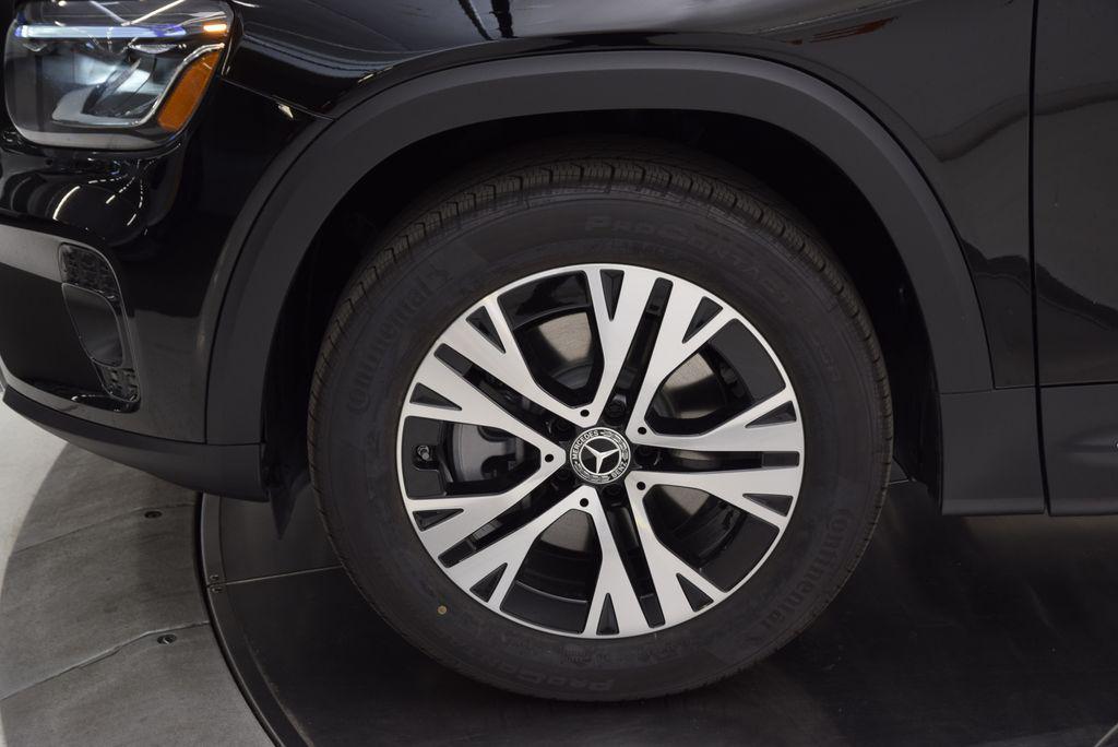 new 2026 Mercedes-Benz GLB 250 car, priced at $47,180