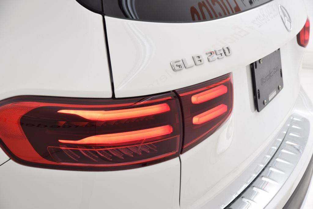 new 2026 Mercedes-Benz GLB 250 car, priced at $50,195