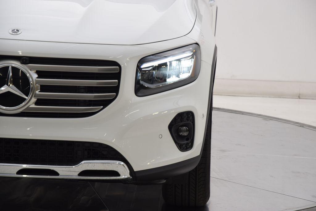 new 2026 Mercedes-Benz GLB 250 car, priced at $50,195