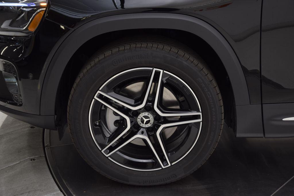 new 2026 Mercedes-Benz GLB 250 car, priced at $49,895