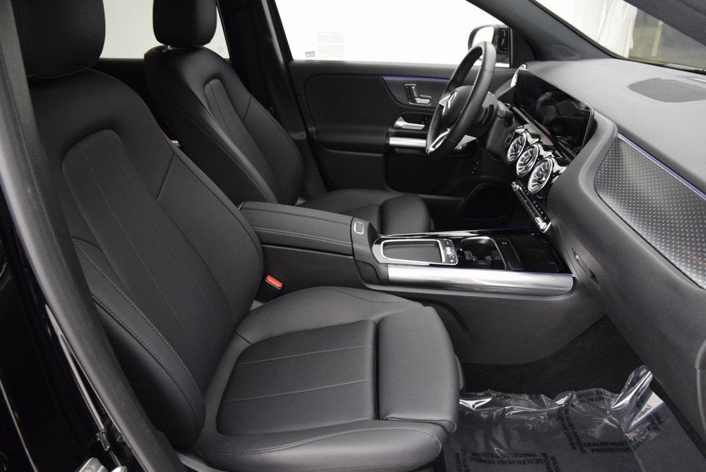 used 2025 Mercedes-Benz GLA 250 car, priced at $34,497