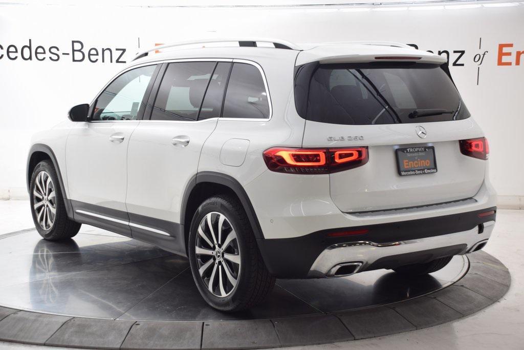 used 2022 Mercedes-Benz GLB 250 car, priced at $24,297