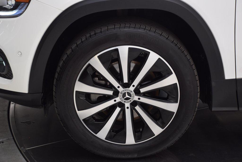 used 2022 Mercedes-Benz GLB 250 car, priced at $24,297