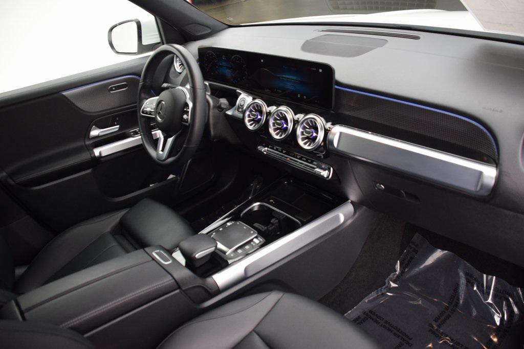 used 2022 Mercedes-Benz GLB 250 car, priced at $24,297