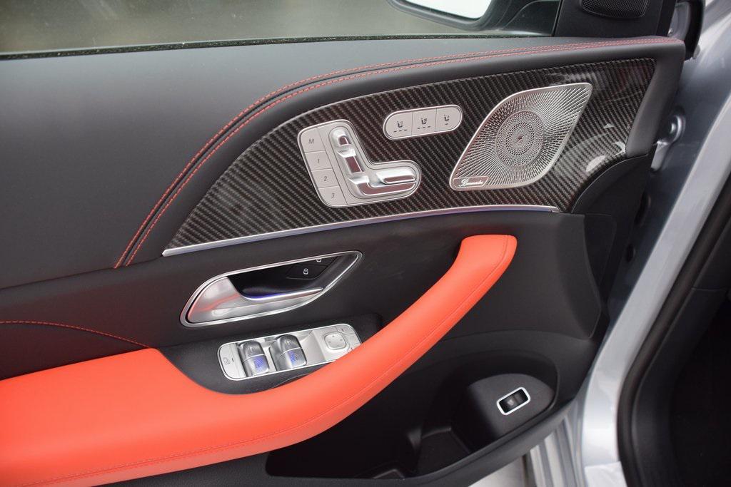 new 2025 Mercedes-Benz AMG GLE 63 car, priced at $137,995