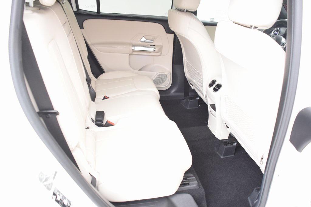 used 2025 Mercedes-Benz GLB 250 car, priced at $40,997