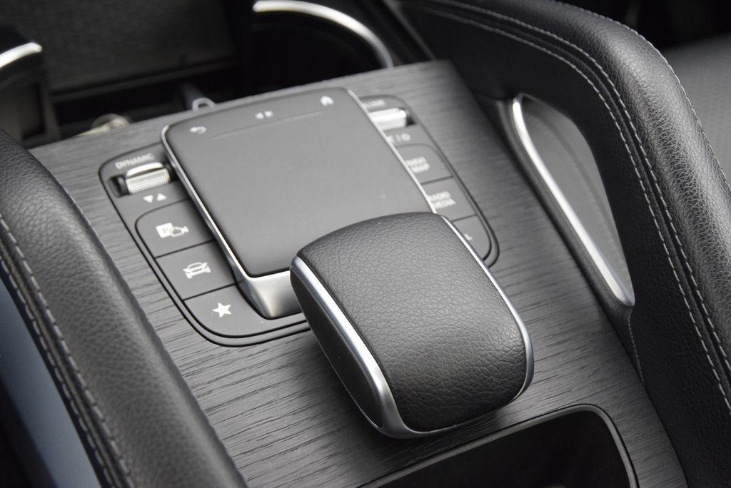 Mercedes-Benz GLE view 32