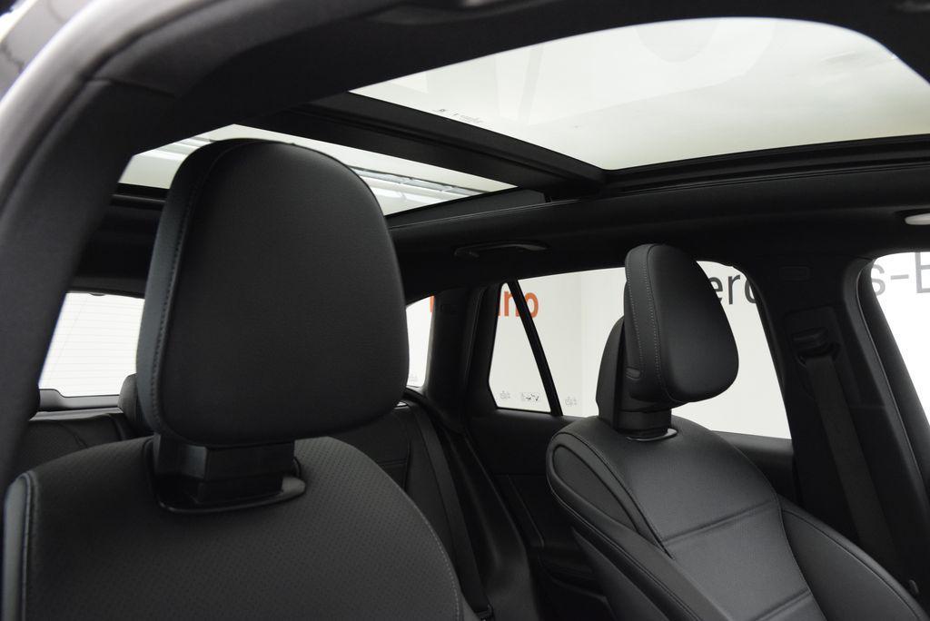 used 2026 Mercedes-Benz GLC 300 car, priced at $45,497