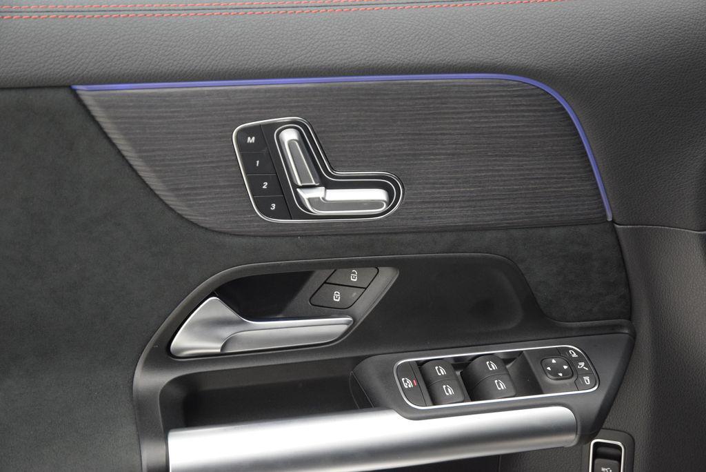 used 2023 Mercedes-Benz GLA 250 car, priced at $31,997