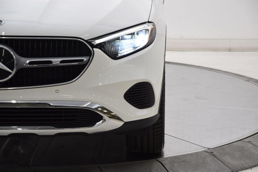 used 2026 Mercedes-Benz GLC 300 car, priced at $46,397