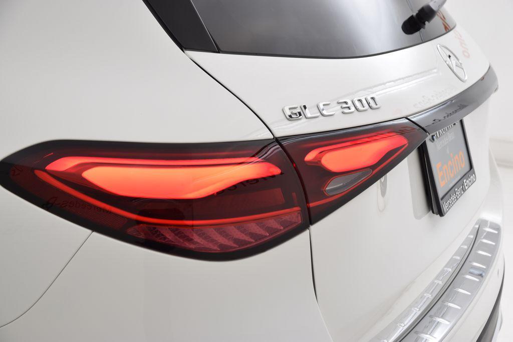 used 2026 Mercedes-Benz GLC 300 car, priced at $46,397