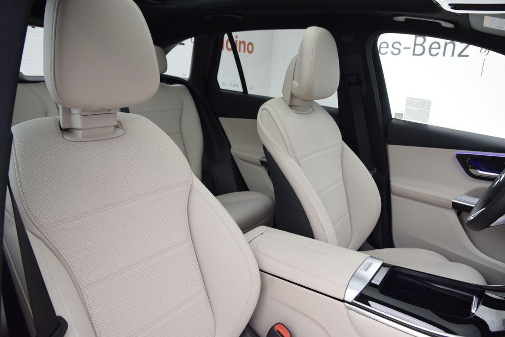 used 2026 Mercedes-Benz GLC 300 car, priced at $46,397