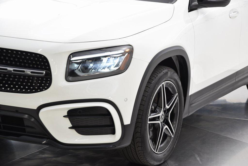 used 2024 Mercedes-Benz GLB 250 car, priced at $32,597