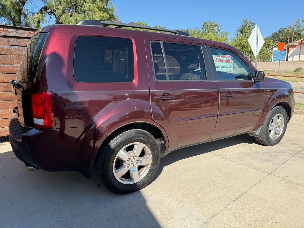 2011 Burgundy Honda Pilot