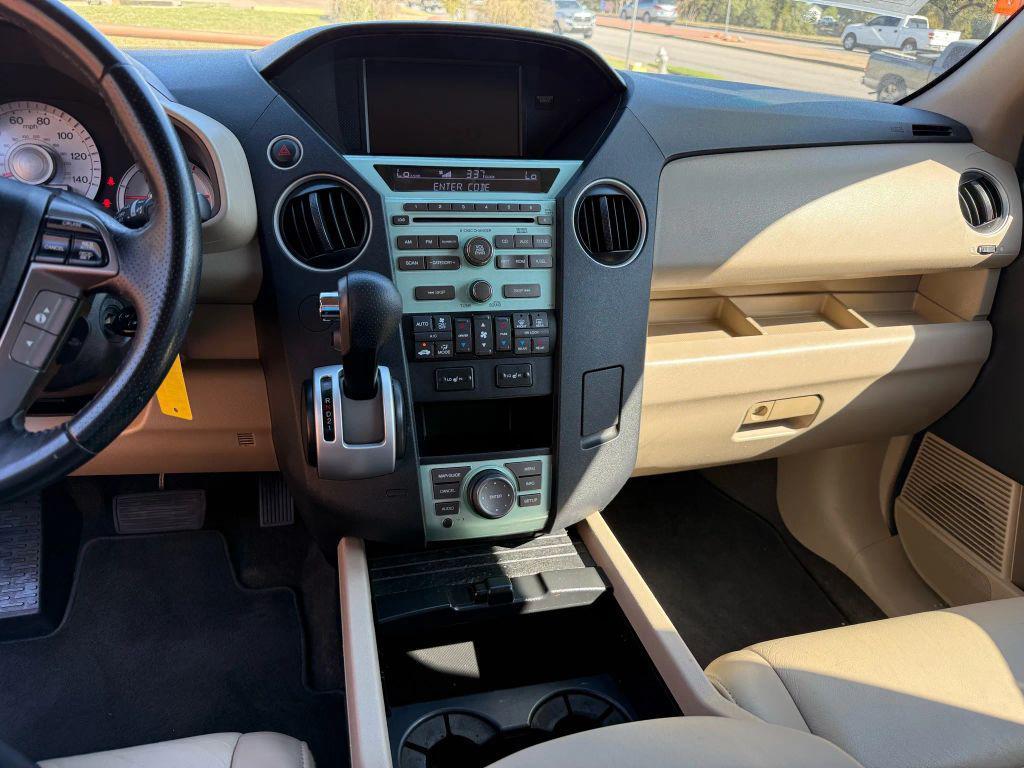 2011 Burgundy Honda Pilot