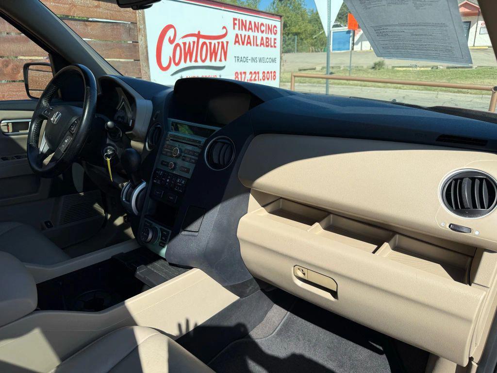 2011 Burgundy Honda Pilot