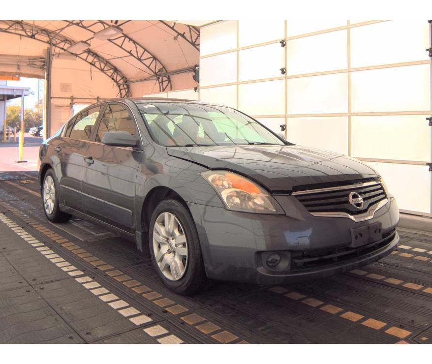 used 2009 Nissan Altima car, priced at $2,500