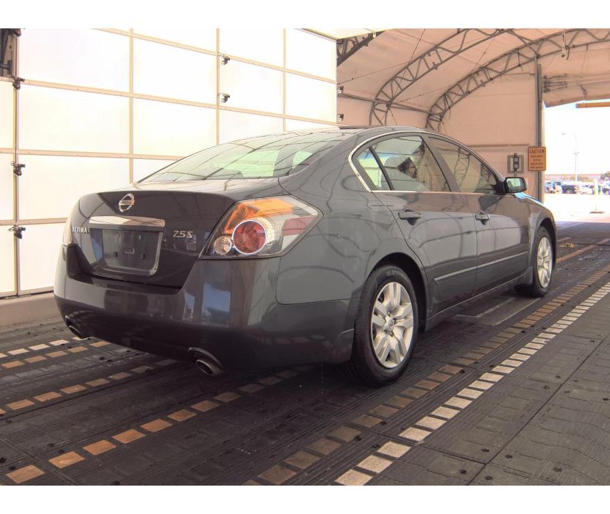 used 2009 Nissan Altima car, priced at $2,500