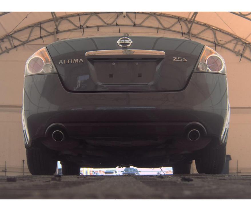 used 2009 Nissan Altima car, priced at $2,500