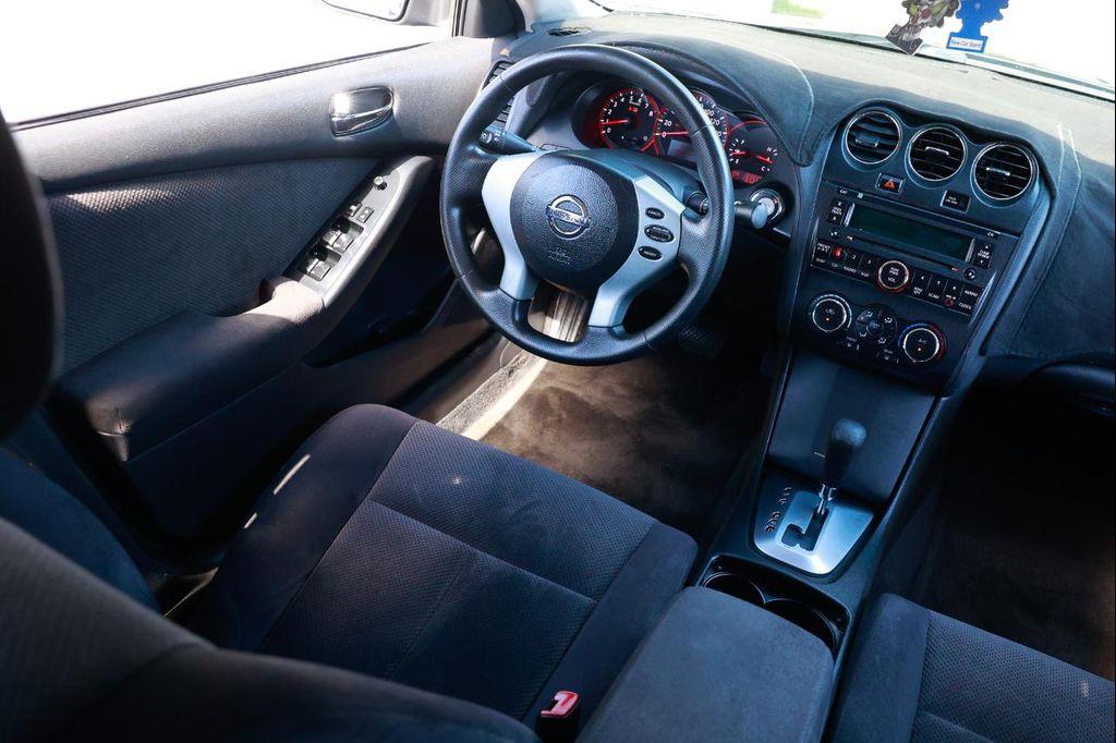 used 2009 Nissan Altima car, priced at $3,500