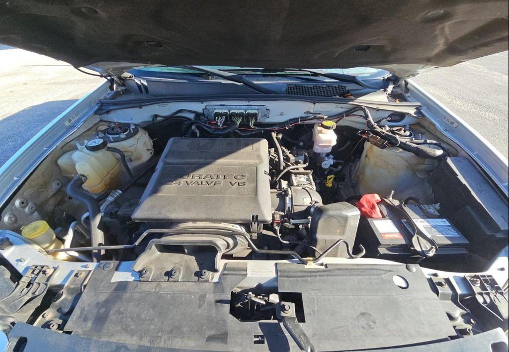 used 2010 Ford Escape car, priced at $5,500